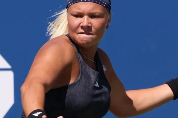 Volynets Favored Over Shnaider in Charleston Clay Clash—Form and Surface Advantage Tell the Story