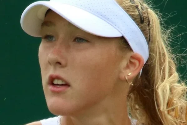 Andreeva vs Mboko: Can the Rising Russian Teenager Upset the Experienced Challenger?
