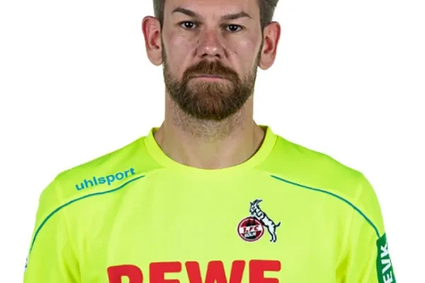 Kessler Favored Over Tjen at Charleston: Form and Surface Advantage Point to Comfortable Victory