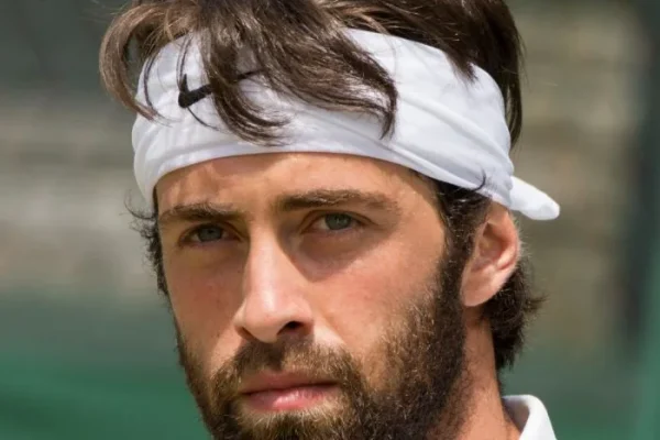 Basilashvili vs. Garin: Can the Georgian Extend a Rally in a Tight Baseline Battle?