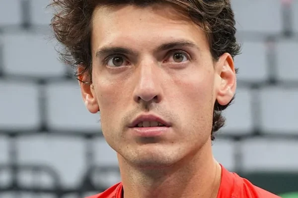 Huesler Favored to Overcome Denolly in Mexico City Challenger