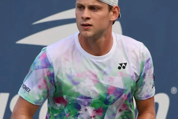 Bergs Favored to Overcome Mannarino at Monte Carlo Masters